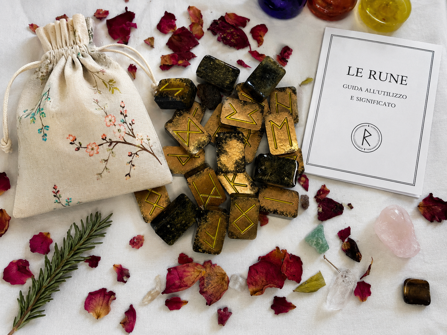 Set di Rune in resina con Zeolite naturale, sacchetto in tessuto e mini guida